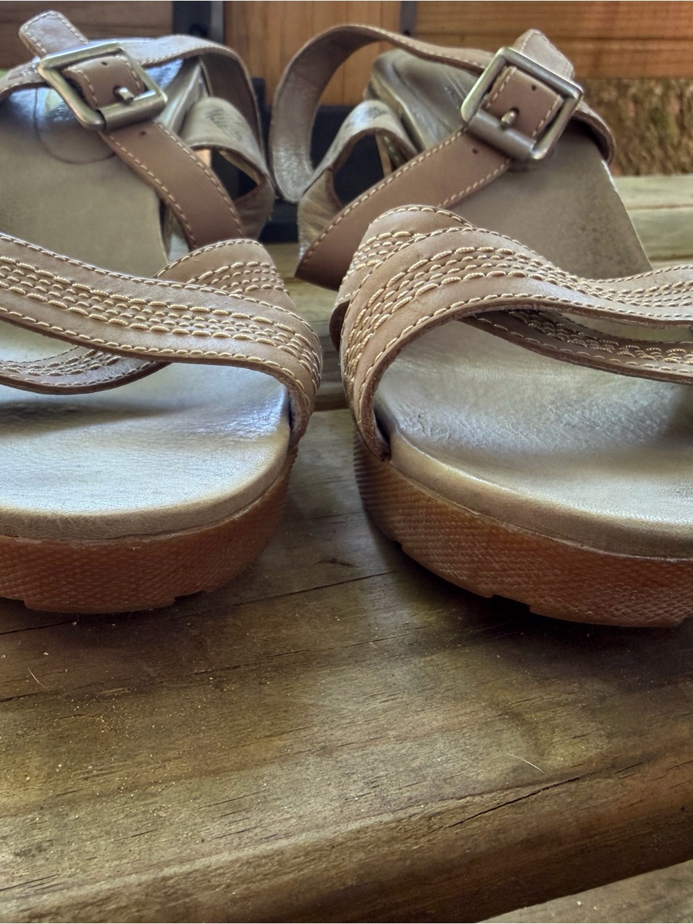Timberland Women’s Taupe Strappy Buckle Heels Size 7.5 - Picture 5 of 9